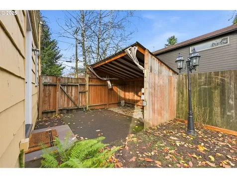 9314 N Tioga Avenue Portland OR 97203