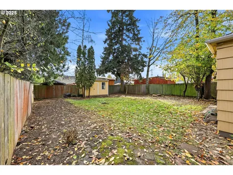 9314 N Tioga Avenue Portland OR 97203