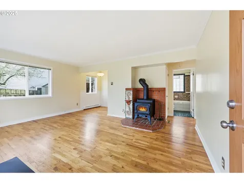 9314 N Tioga Avenue Portland OR 97203