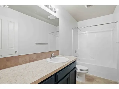 9600 NE 72nd Street Vancouver WA 98662