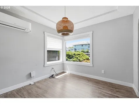 5724 NE 60th Avenue Portland OR 97218