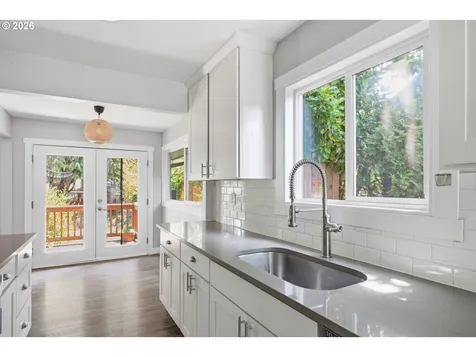 5724 NE 60th Avenue Portland OR 97218