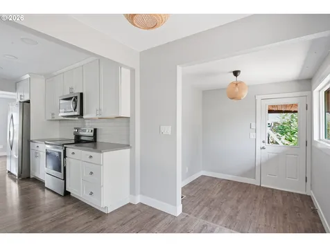 5724 NE 60th Avenue Portland OR 97218