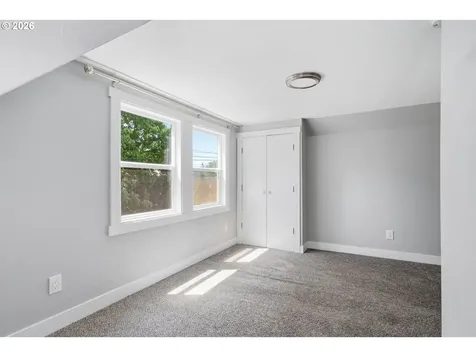 5724 NE 60th Avenue Portland OR 97218