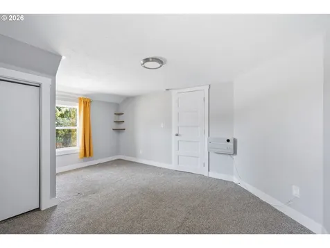 5724 NE 60th Avenue Portland OR 97218