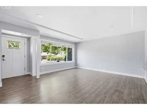 5724 NE 60th Avenue Portland OR 97218