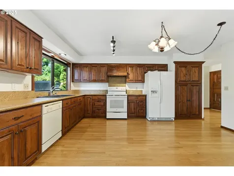 13850 SW Martingale Court Beaverton OR 97008