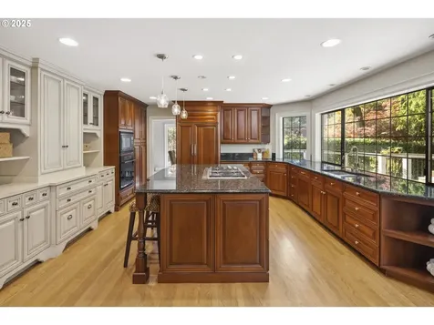 2757 Rivendell Road Lake Oswego OR 97034