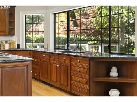 2757 Rivendell Road Lake Oswego OR 97034