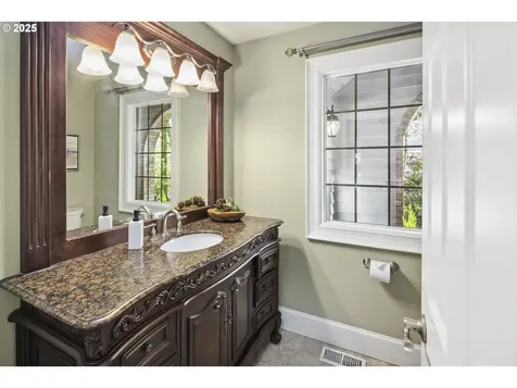 2757 Rivendell Road Lake Oswego OR 97034