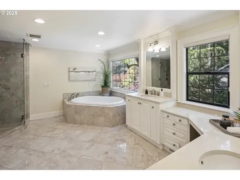 2757 Rivendell Road Lake Oswego OR 97034