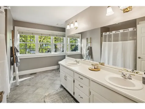 2757 Rivendell Road Lake Oswego OR 97034