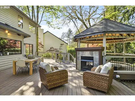 2757 Rivendell Road Lake Oswego OR 97034