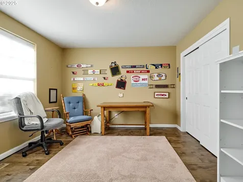 695 N Juniper Court Canby OR 97013