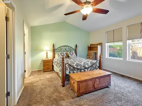 695 N Juniper Court Canby OR 97013