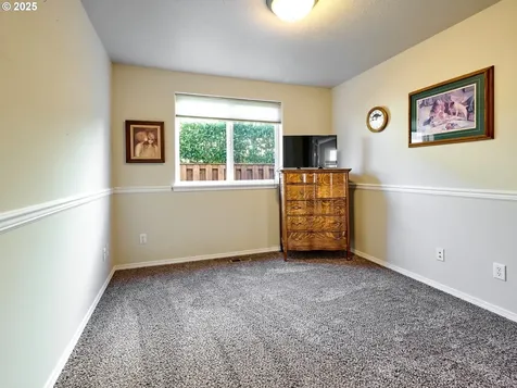 695 N Juniper Court Canby OR 97013