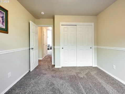 695 N Juniper Court Canby OR 97013