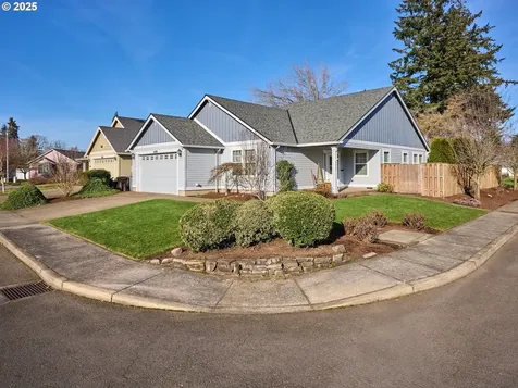 695 N Juniper Court Canby OR 97013