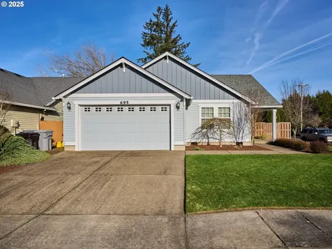 695 N Juniper Court Canby OR 97013