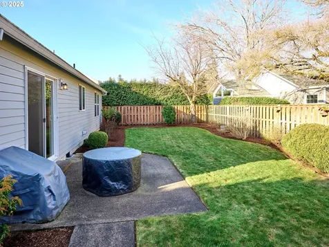 695 N Juniper Court Canby OR 97013