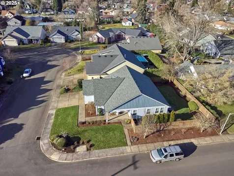 695 N Juniper Court Canby OR 97013