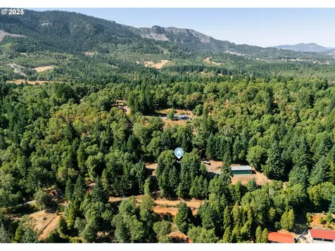 281 Callahan Road Roseburg OR 97471