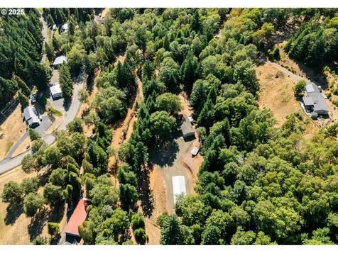281 Callahan Road Roseburg OR 97471