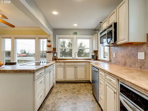 1510 Kinnear Street Kelso WA 98626