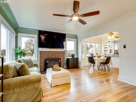 1510 Kinnear Street Kelso WA 98626