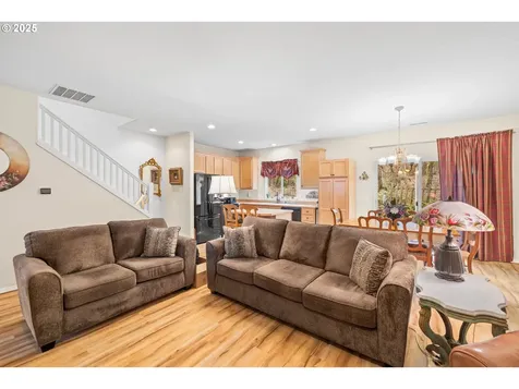 14916 SW Falkland Court Portland OR 97223