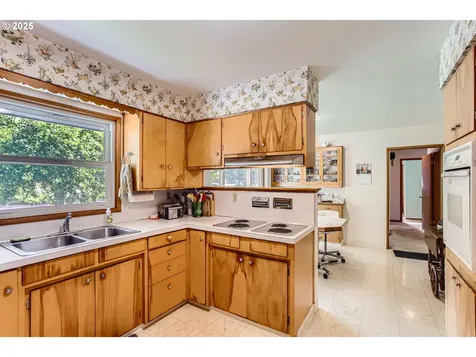 14385 SW Hargis Road Beaverton OR 97008