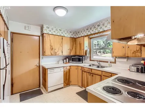 14385 SW Hargis Road Beaverton OR 97008