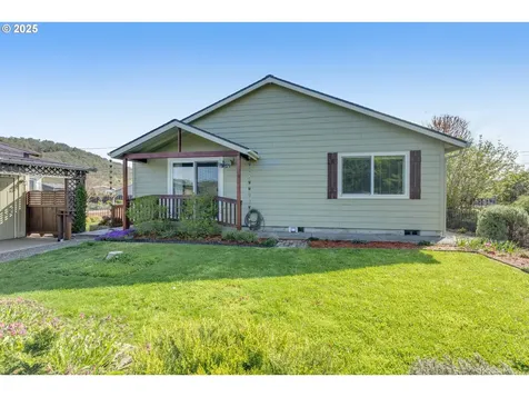 700 Little Valley Road Roseburg OR 97471