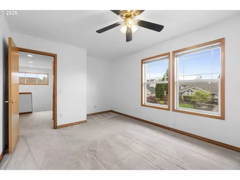 2321 NE Estate Drive Hillsboro OR 97124