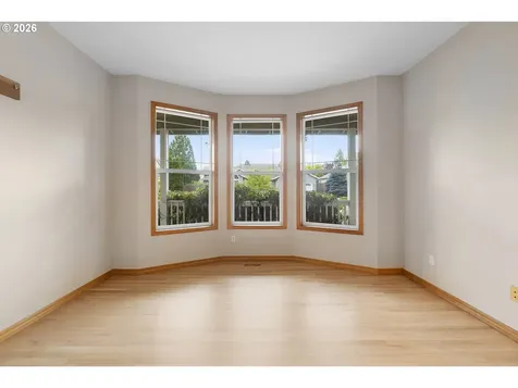 2321 NE Estate Drive Hillsboro OR 97124