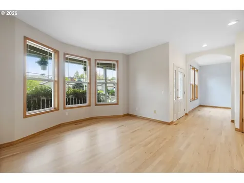 2321 NE Estate Drive Hillsboro OR 97124