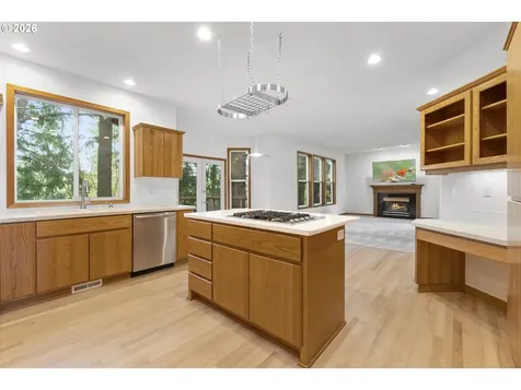 2321 NE Estate Drive Hillsboro OR 97124