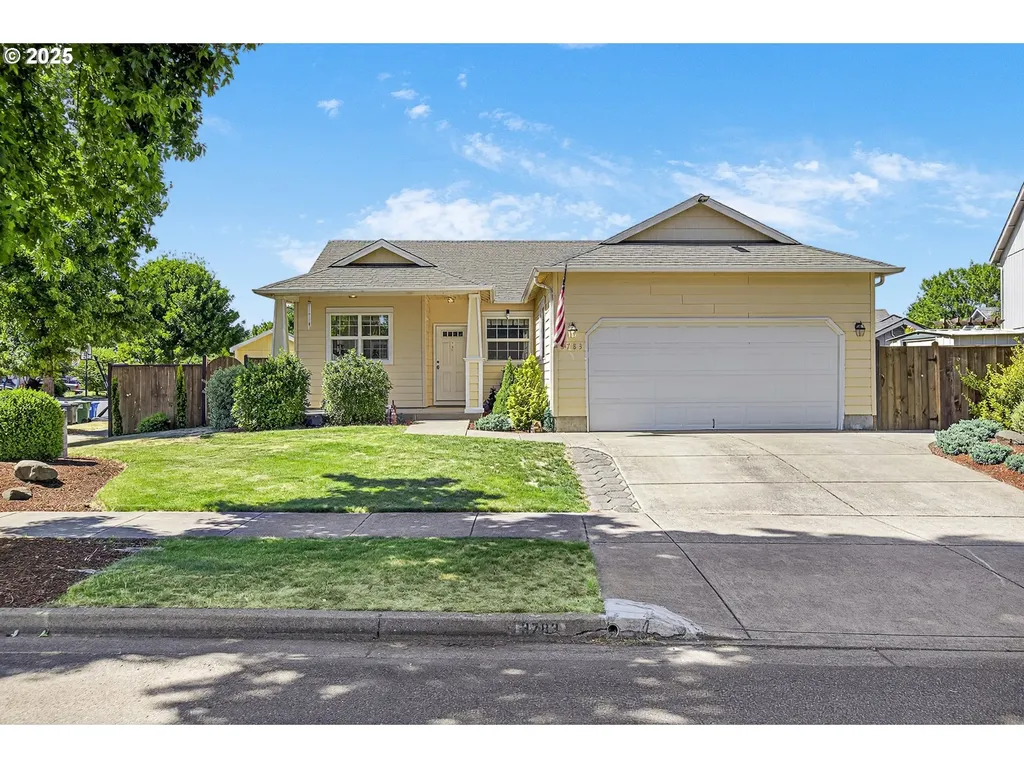 3783 Riviera Eugene OR 97402