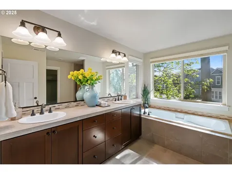 23109 Bland Circle West Linn OR 97068