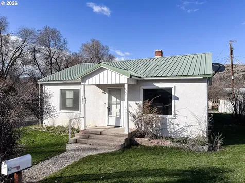 317 NW 3rd Avenue John Day OR 97845