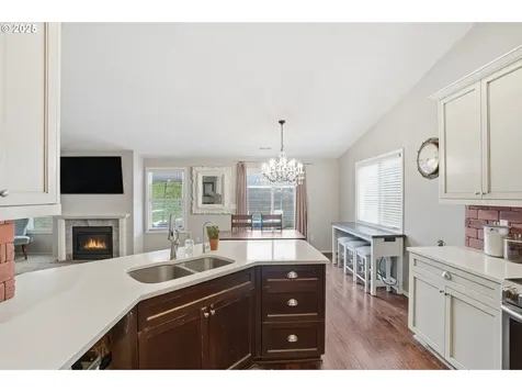8311 NE 156th Avenue Vancouver WA 98682