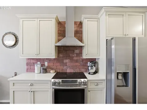 8311 NE 156th Avenue Vancouver WA 98682
