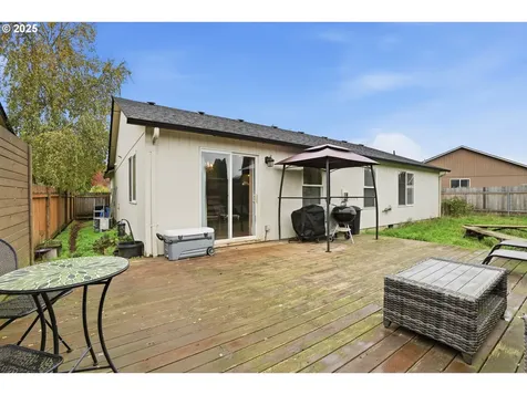 8311 NE 156th Avenue Vancouver WA 98682
