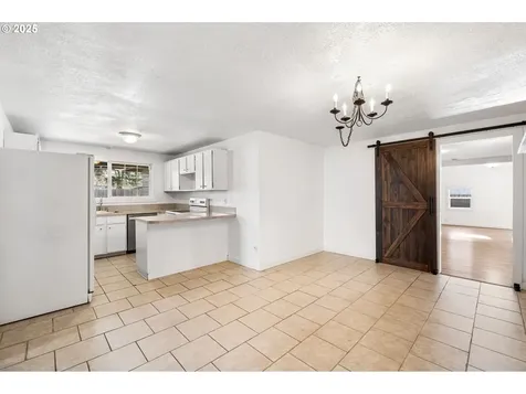 813 N Marie Avenue Newberg OR 97132