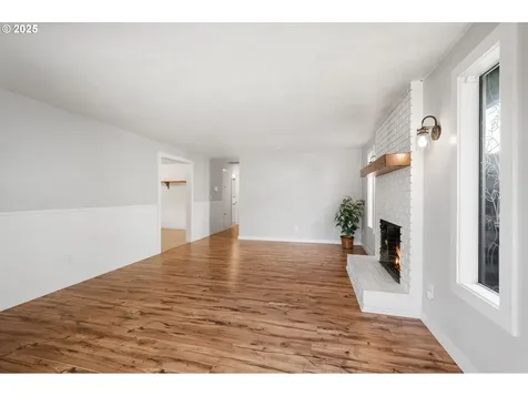 813 N Marie Avenue Newberg OR 97132