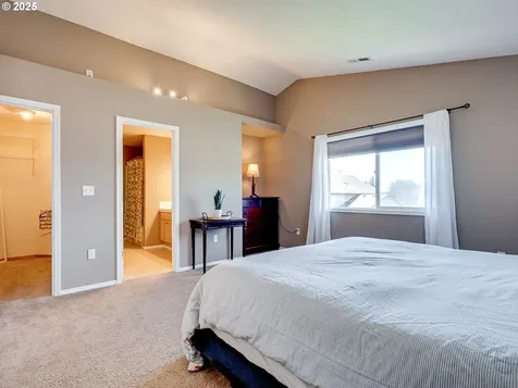 1091 56th Street Washougal WA 98671