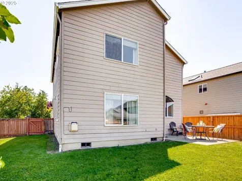 1091 56th Street Washougal WA 98671