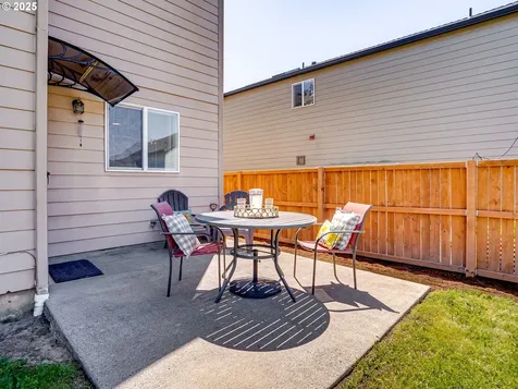 1091 56th Street Washougal WA 98671