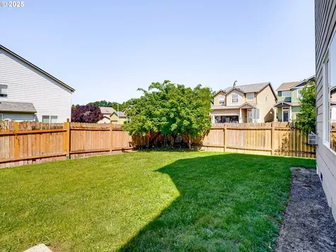 1091 56th Street Washougal WA 98671
