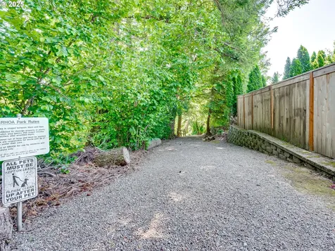 1091 56th Street Washougal WA 98671